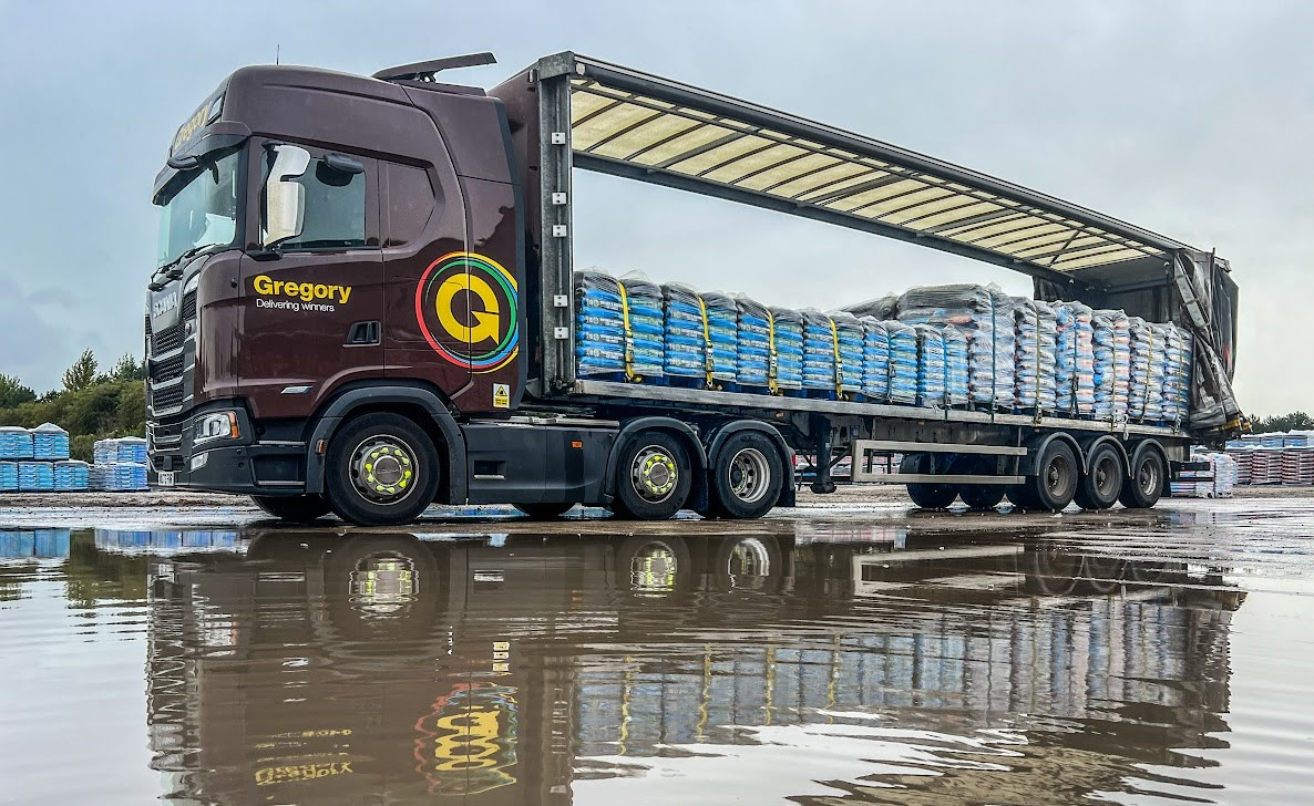 Gregory curtainsider being loaded.