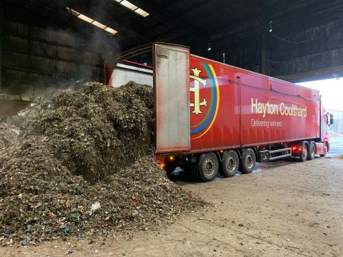 Hayton Coulthard walking floor trailer unloading.